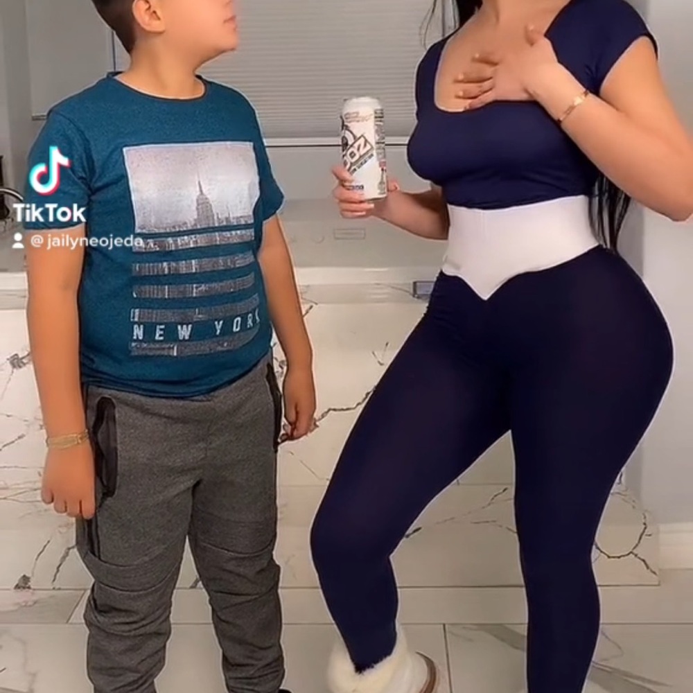 Matching set (top & leggings)